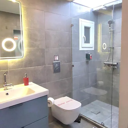 “zeus”, Stylish Luxury Business In The Heart Of Athens. * Athens