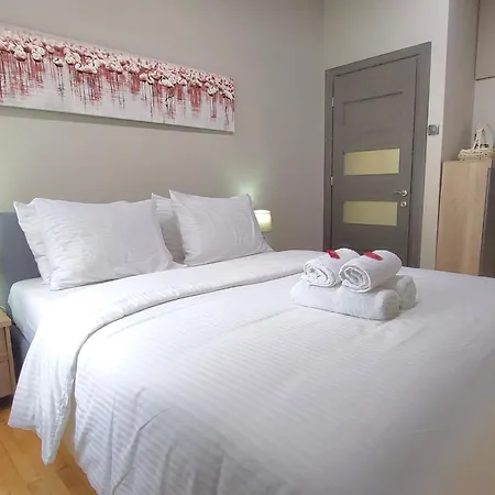 “zeus”, Stylish Luxury Business In The Heart Of Athens. Apartment Athens