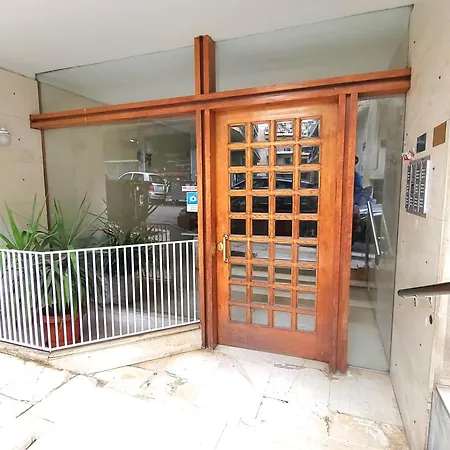 “zeus”, Stylish Luxury Business In The Heart Of Athens.