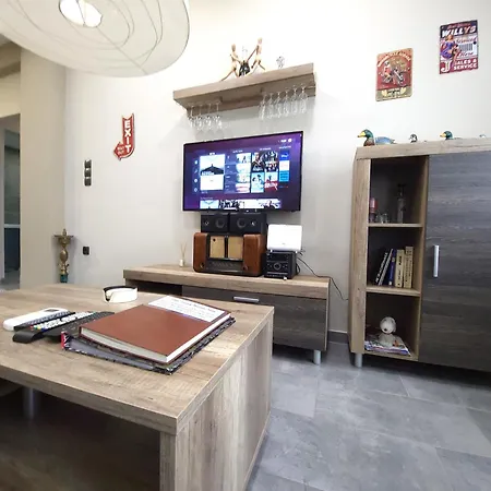 “zeus”, Stylish Luxury Business In The Heart Of Athens. Apartment Athens
